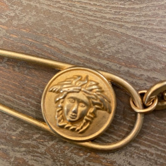 VINTAGE VERSACE Gold Choker Chain Necklace - Picture 4 of 7